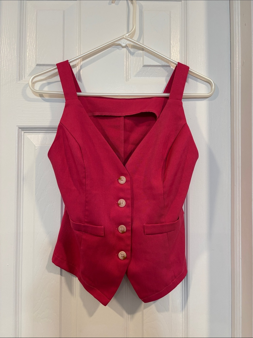 SHEIN Magenta Button-Front Tank Vest